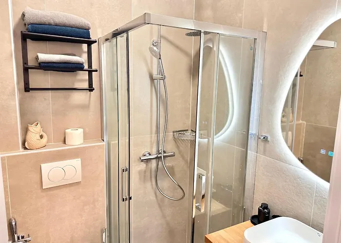 Panorama 303 Sea View Apartmán *